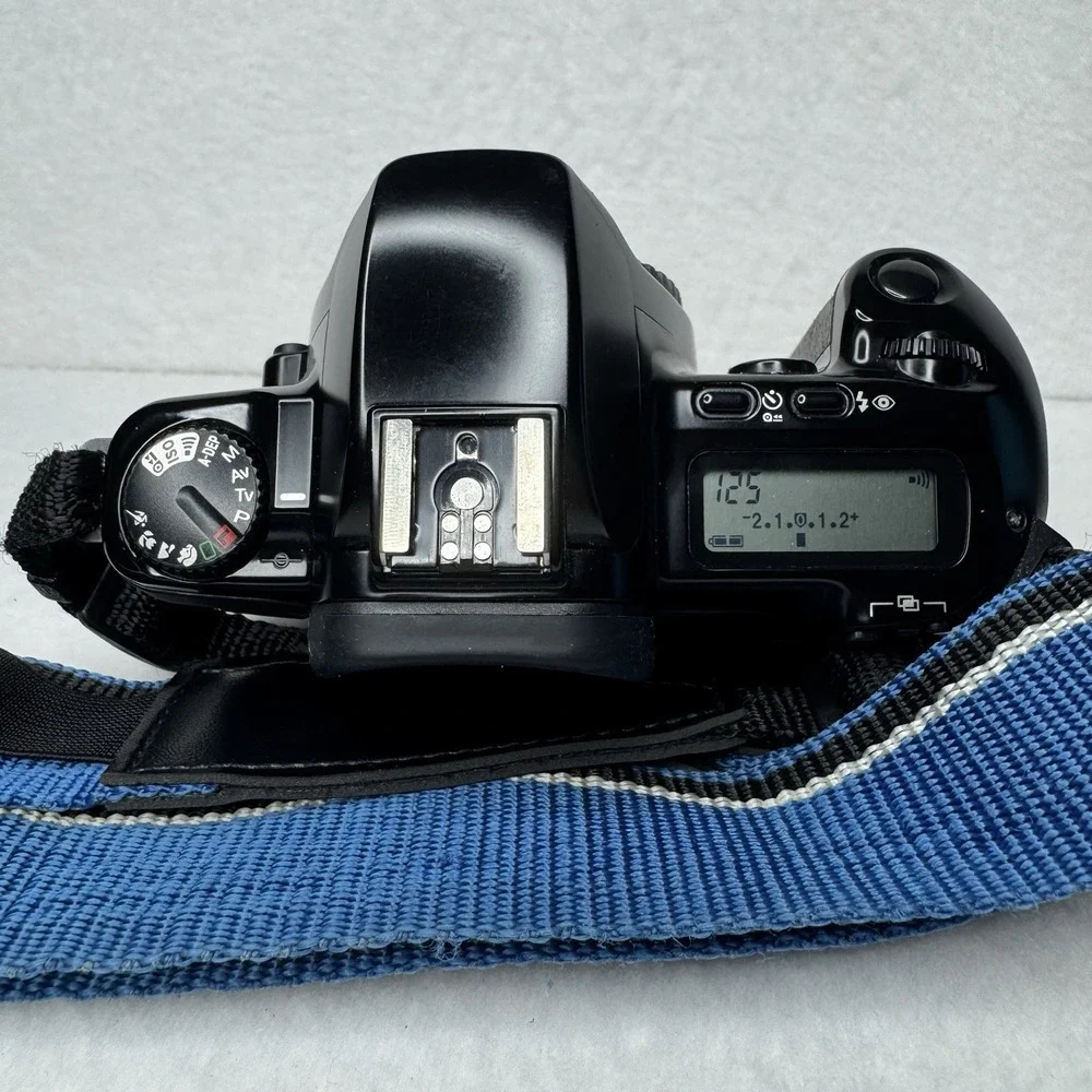 Canon EOS Rebel X S‎ 35mm Film SLR Camera Body 35mm And Strap